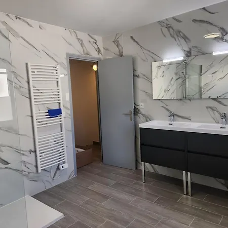 Villa Cossue Spacieuse Climatisee *